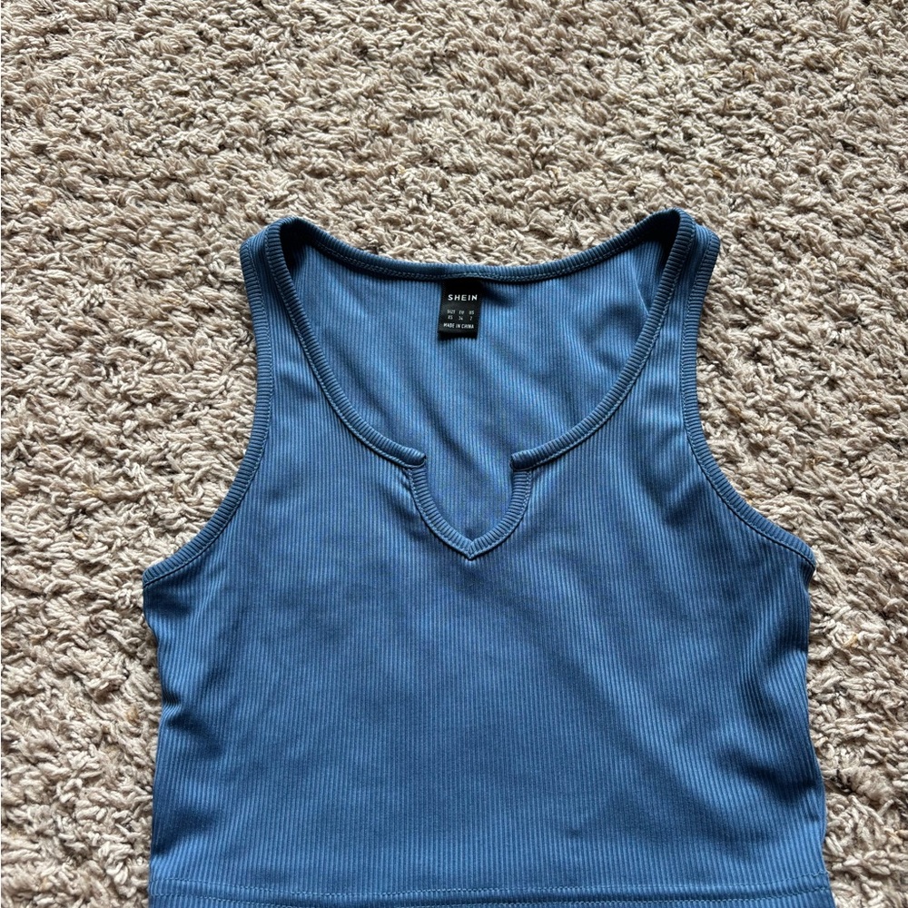 SHEIN Blue Ribbed Tank Top